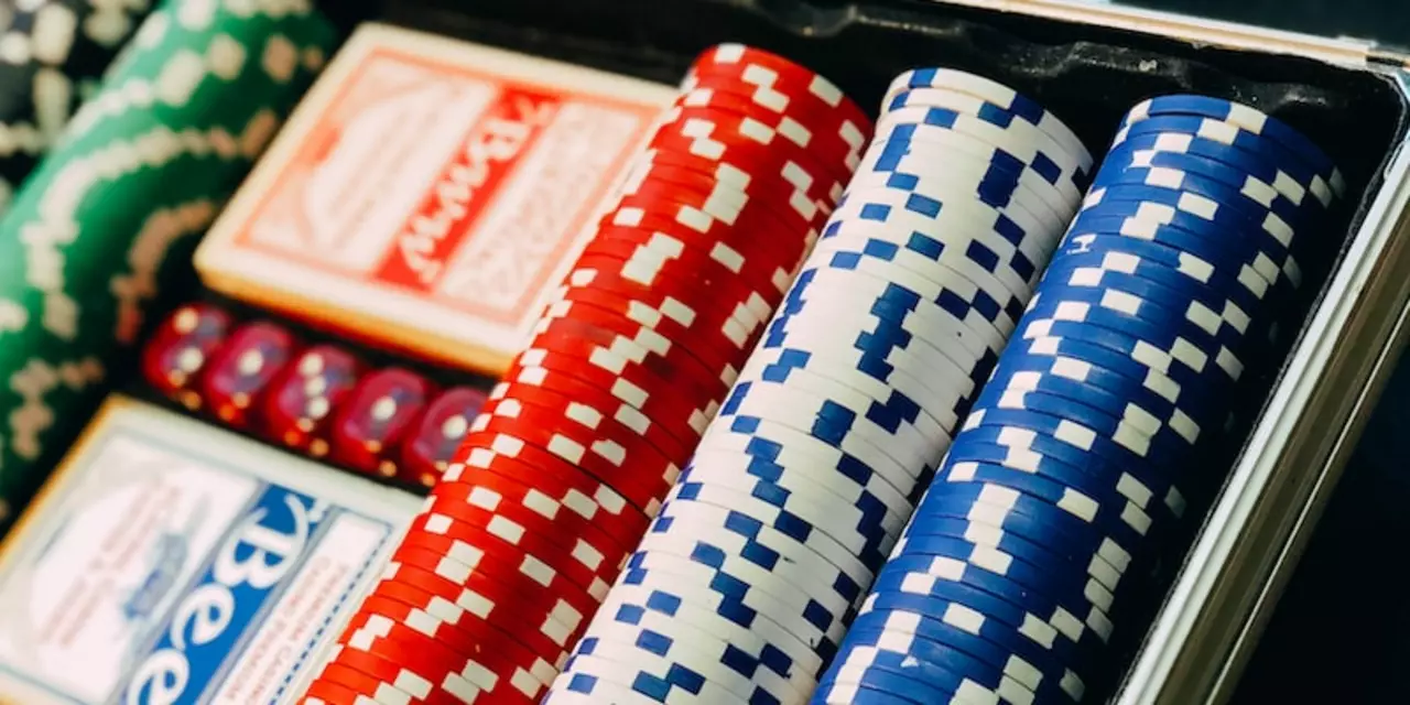 Why do beginner poker players always get lucky?